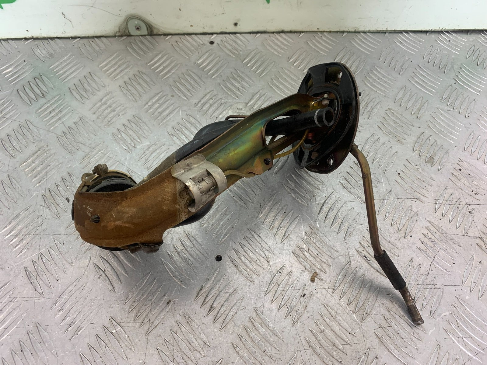 HONDA ST1100 PAN EUROPEAN PETROL PUMP  YEAR 1993-2001 (CMB1195)