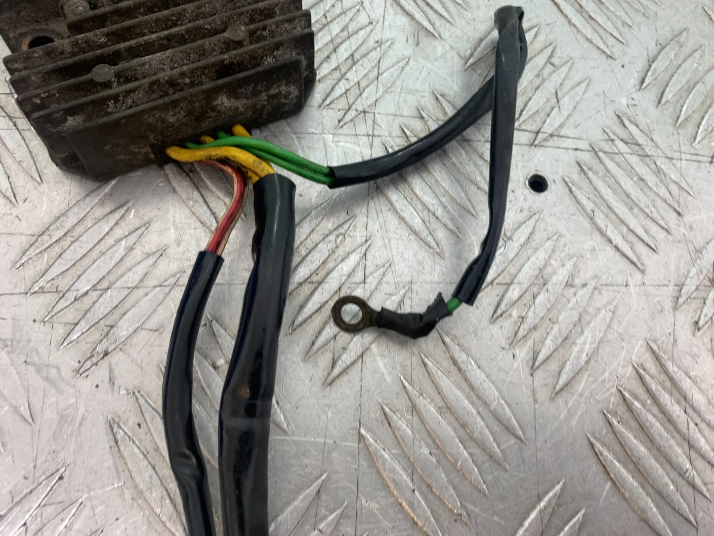 KTM 990 SUPER DUKE REGULATOR    YEAR 2007-2011  (CMB1207)