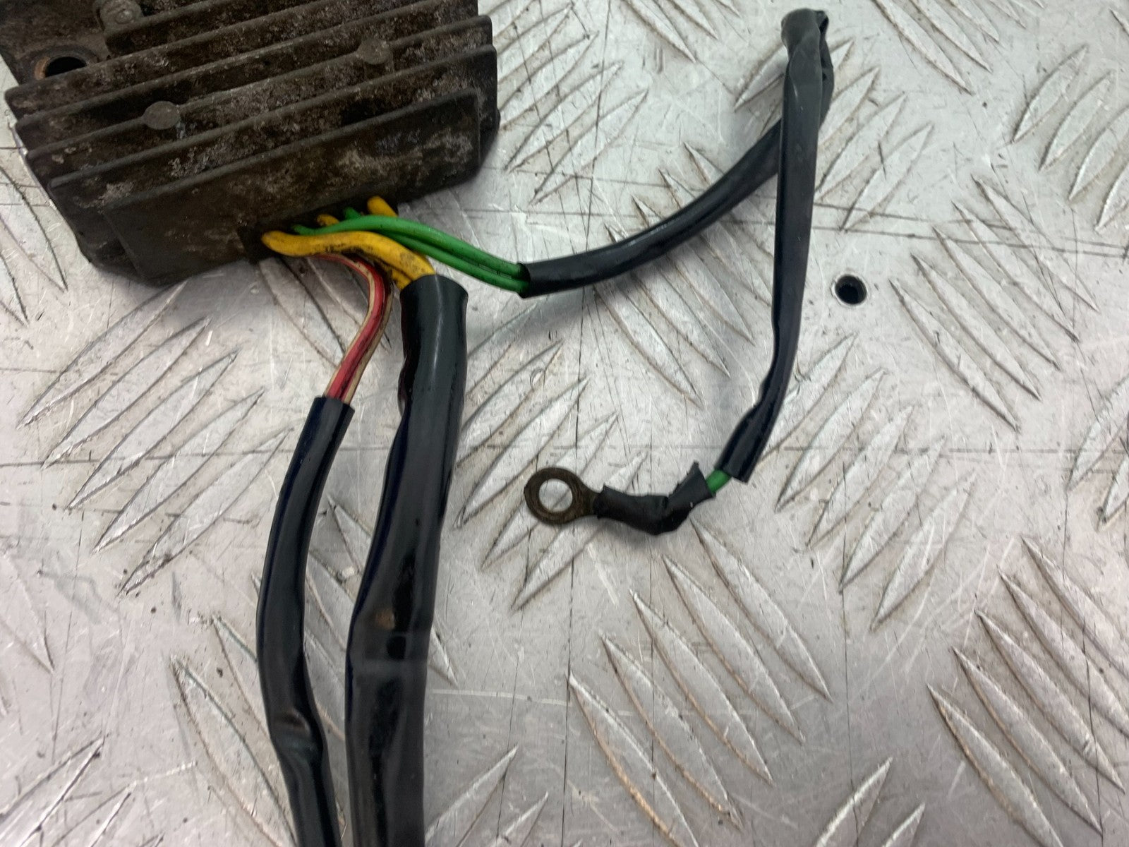 KTM 990 SUPER DUKE REGULATOR    YEAR 2007-2011  (CMB1207)