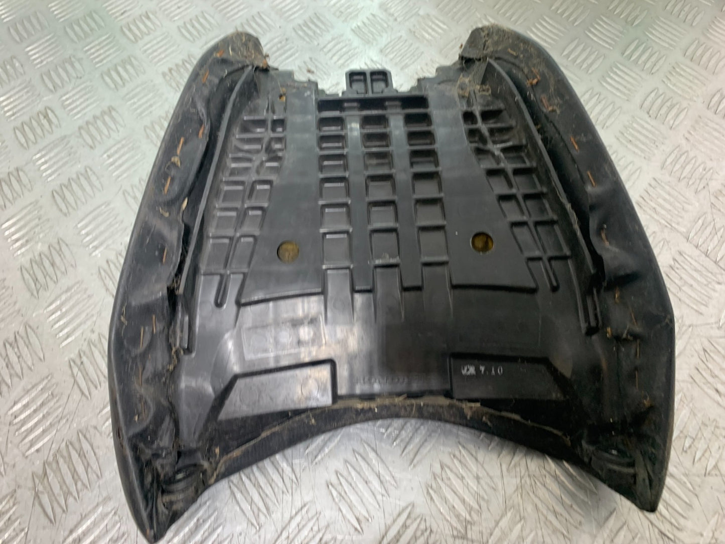 HONDA NC700 X FRONT SEAT  YEAR 2012-2014 (CMB1327) 