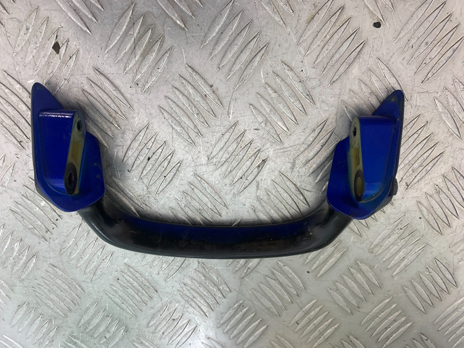 SUZUKI GSF600 GSF 600 BANDIT GRAB RAILS YEAR 2001-2003(CMB1157)