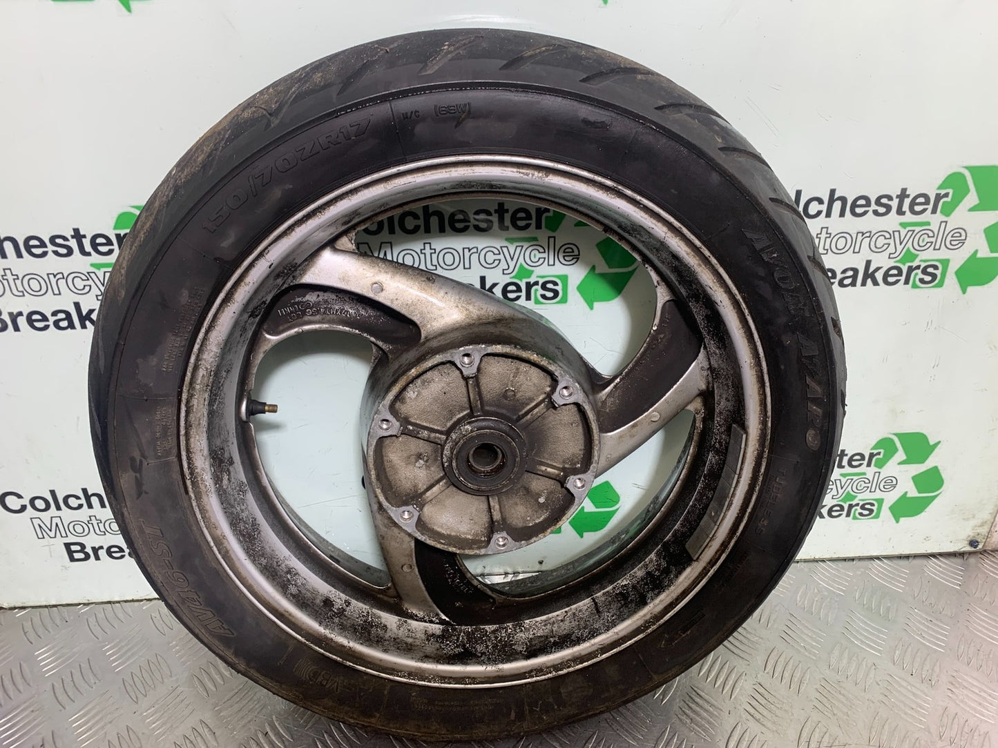 HONDA NT650 V DEAUVILLE REAR WHEEL  YEAR 1999 (CMB1268)