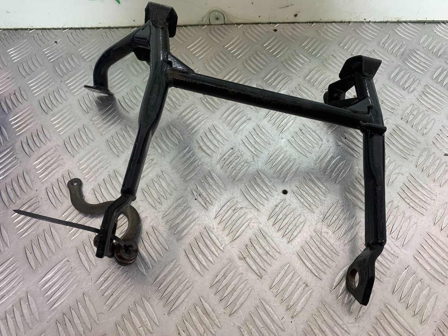 TRIUMPH TIGER 800 CENTER STAND  YEAR 2011-2014 (CMB1113)