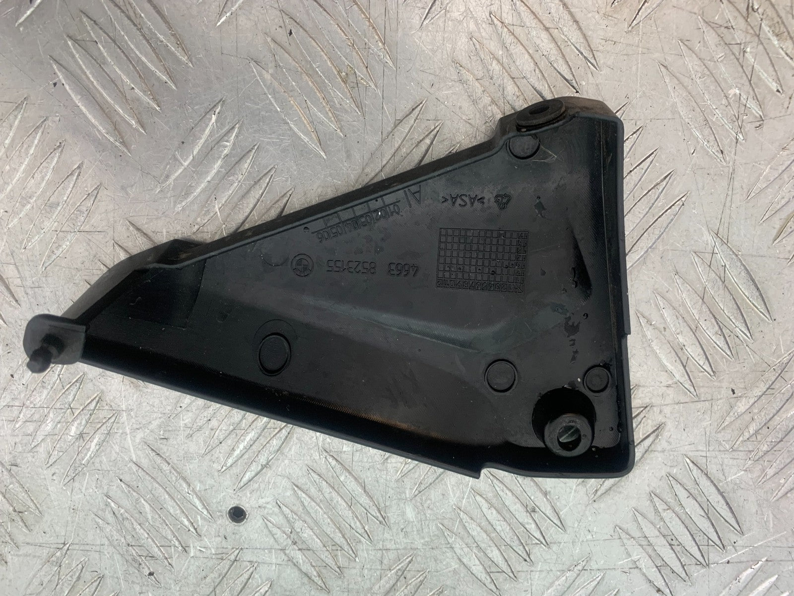 BMW R1200 R 1200 GS LEFT INFILL COVER  YEAR 2013-2016 (CMB1257)
