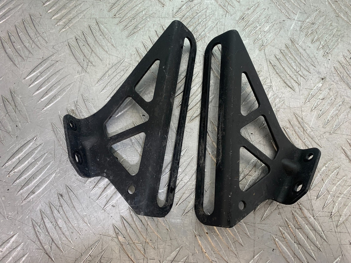 KAWASAKI 650 VERSYS SCREEN BRACKETS  YEAR 2015-2018 (CMB1288)