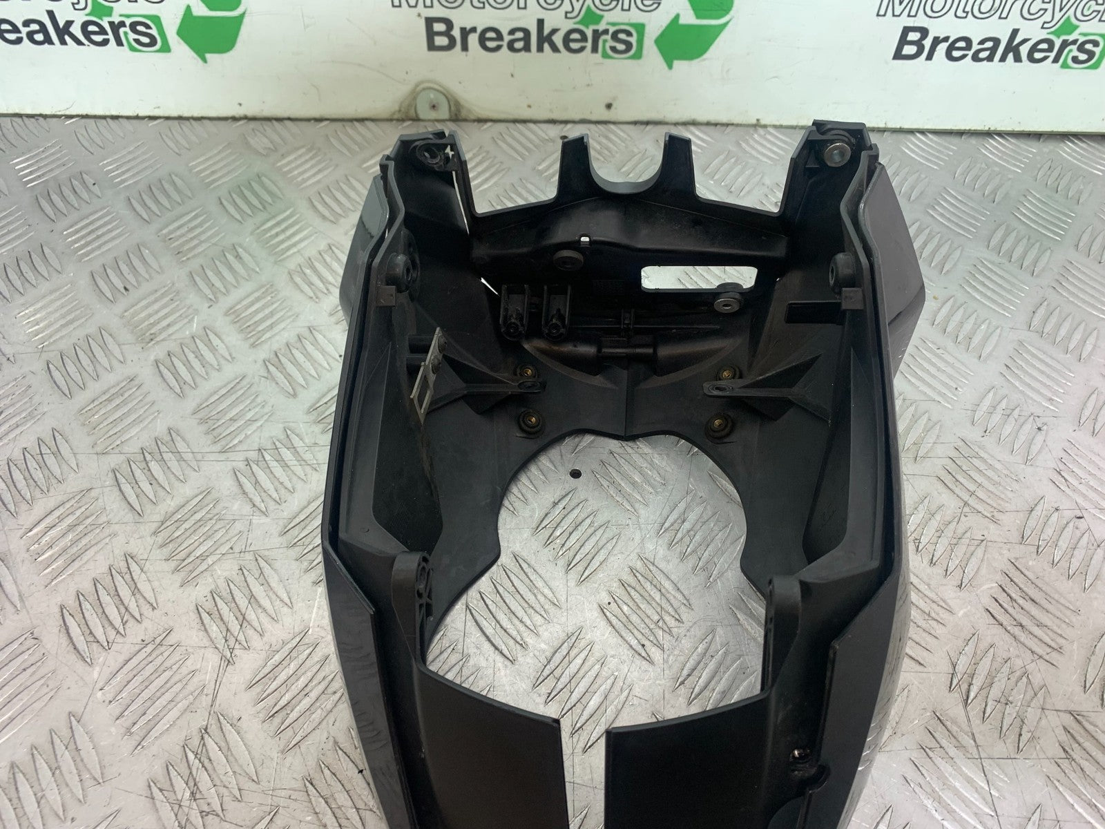 KTM 990 SUPER DUKE HEADLIGHT COWL  YEAR 2007-2011  (CMB1207)