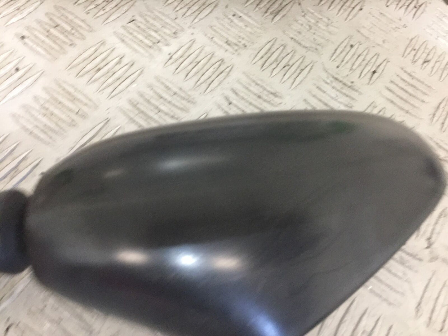 SUZUKI GSF1200 BANDIT MK2 RIGHT MIRROR   YEAR 2001-05 (STOCK 859)