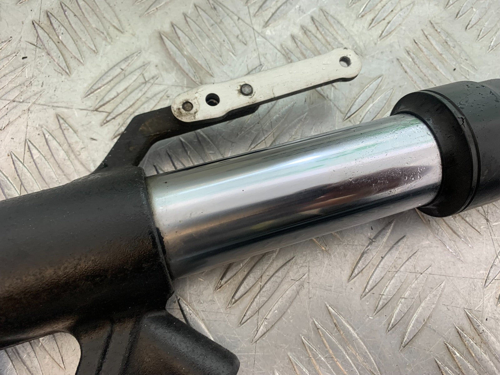 TRIUMPH SPEED TRIPLE R 1050 FORKS   2009 (CMB1183)