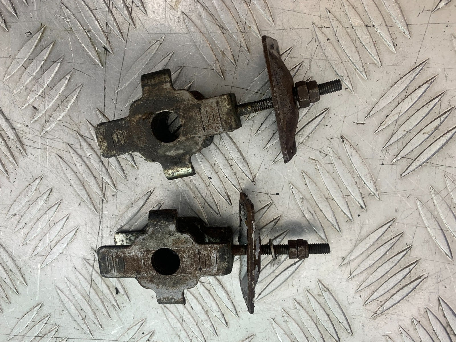 HONDA XL125 VARADERO CHAIN ADJUSTERS  YEAR 2001-2006  (CMB1210)