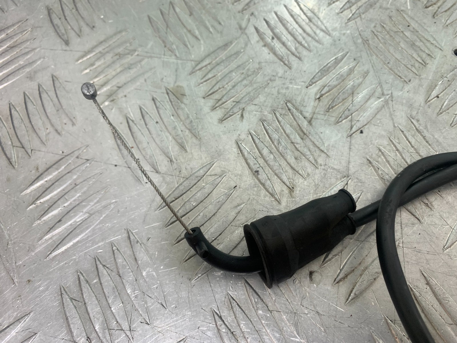 TRIUMPH 675 STREET TRIPLE THROTTLE CABLES   2013-2016 (CMB1186)