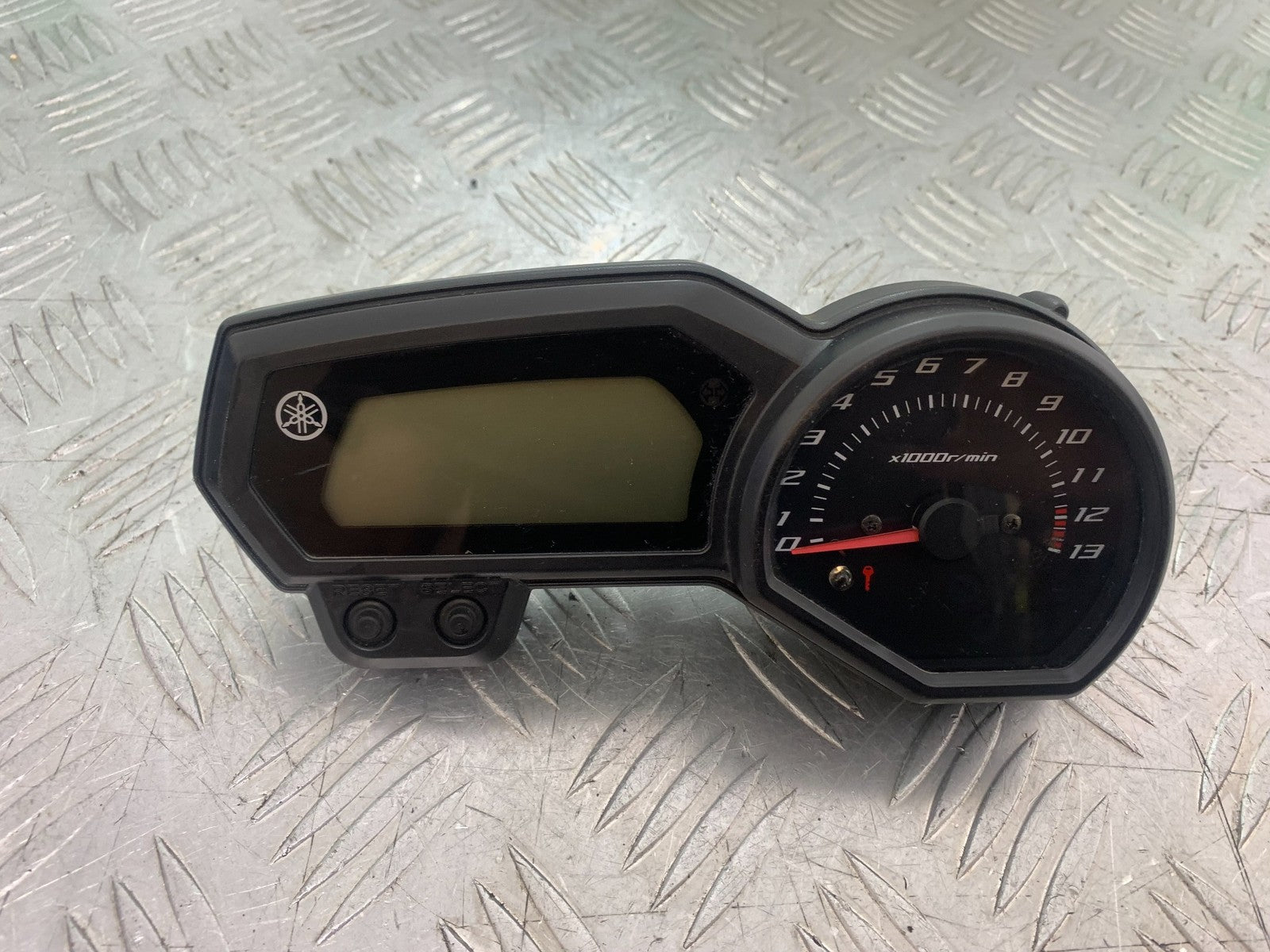 YAMAHA XJ6 XJ6-S CLOCKS SPEEDO DASH   YEAR 2009-2015  (CMB1212)