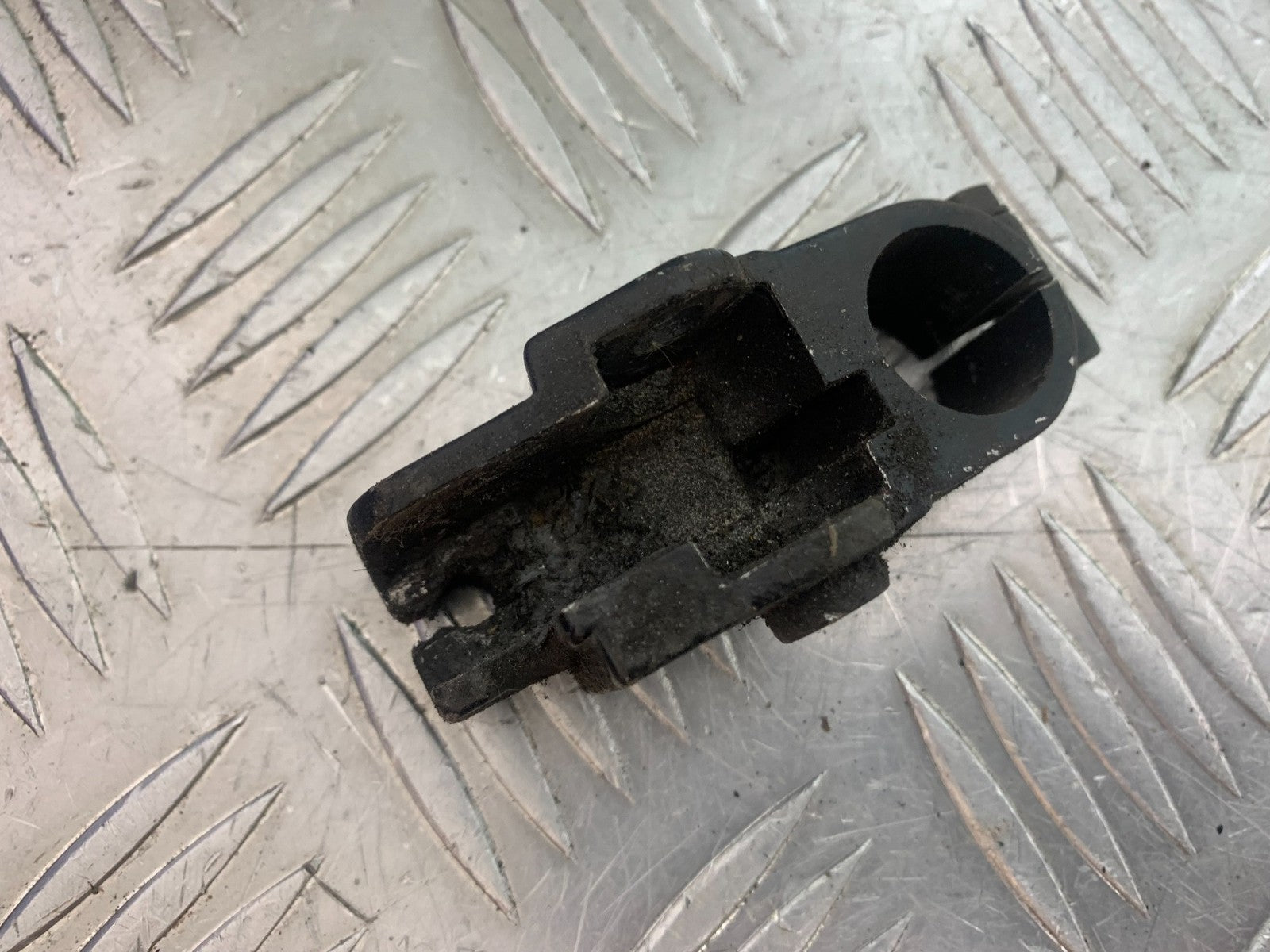 KAWASAKI GT550 GT 550 CLUTCH LEVER BRACKET    YEAR 1989-1994