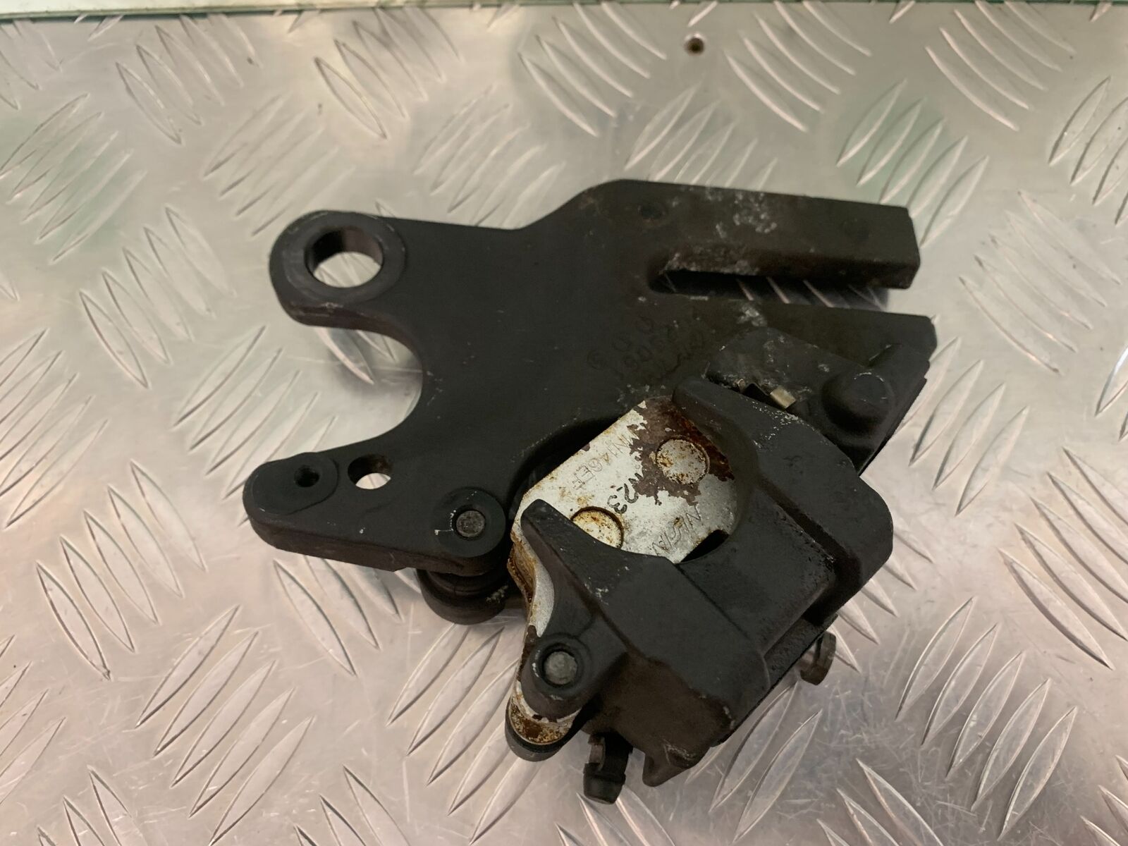 TRIUMPH TIGER 800 XCX REAR BRAKE CALIPER YEAR 2015-2017  (STOCK 966)