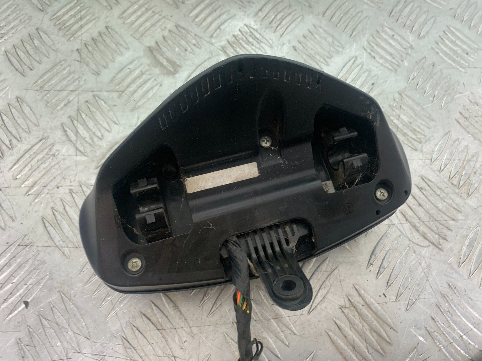 SUZUKI GSR600 GSR 600 CLOCKS SPEEDO DASH   2006-2010 (CMB1177)