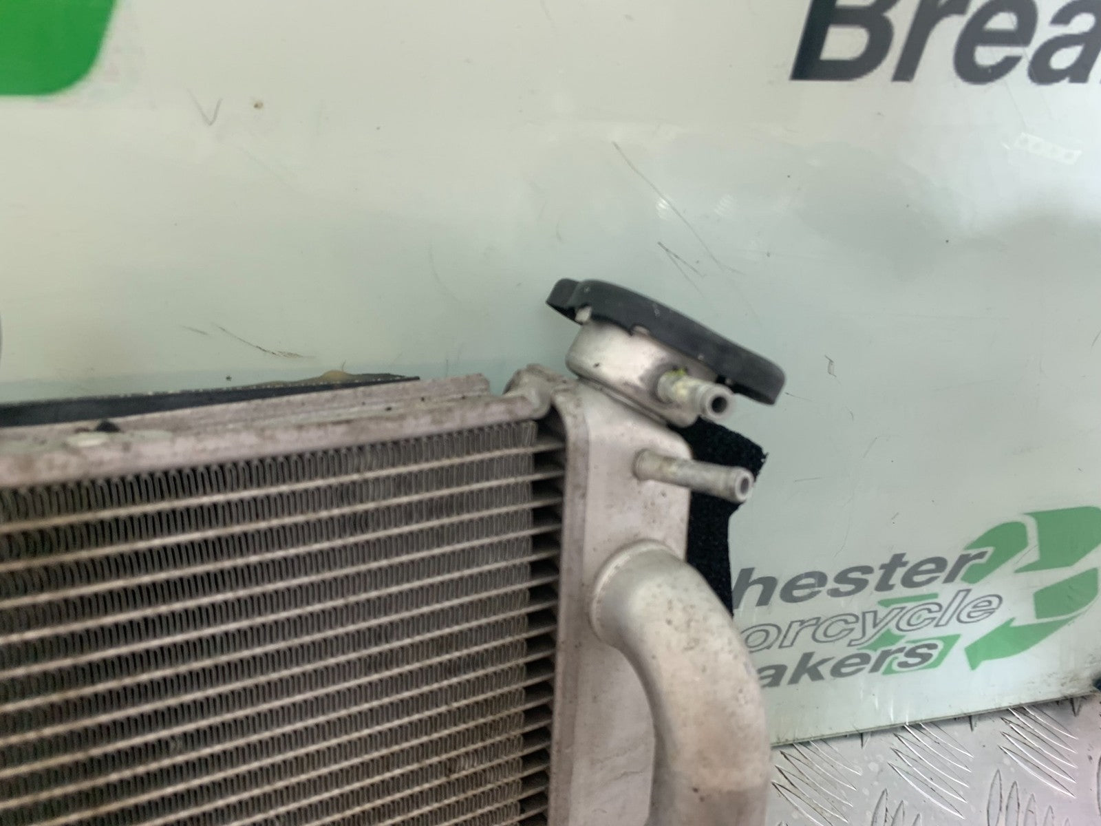 KAWASAKI ZX10R ZX10 R AKRAPOVIC RADIATOR  2008-2010 (CMB1206)