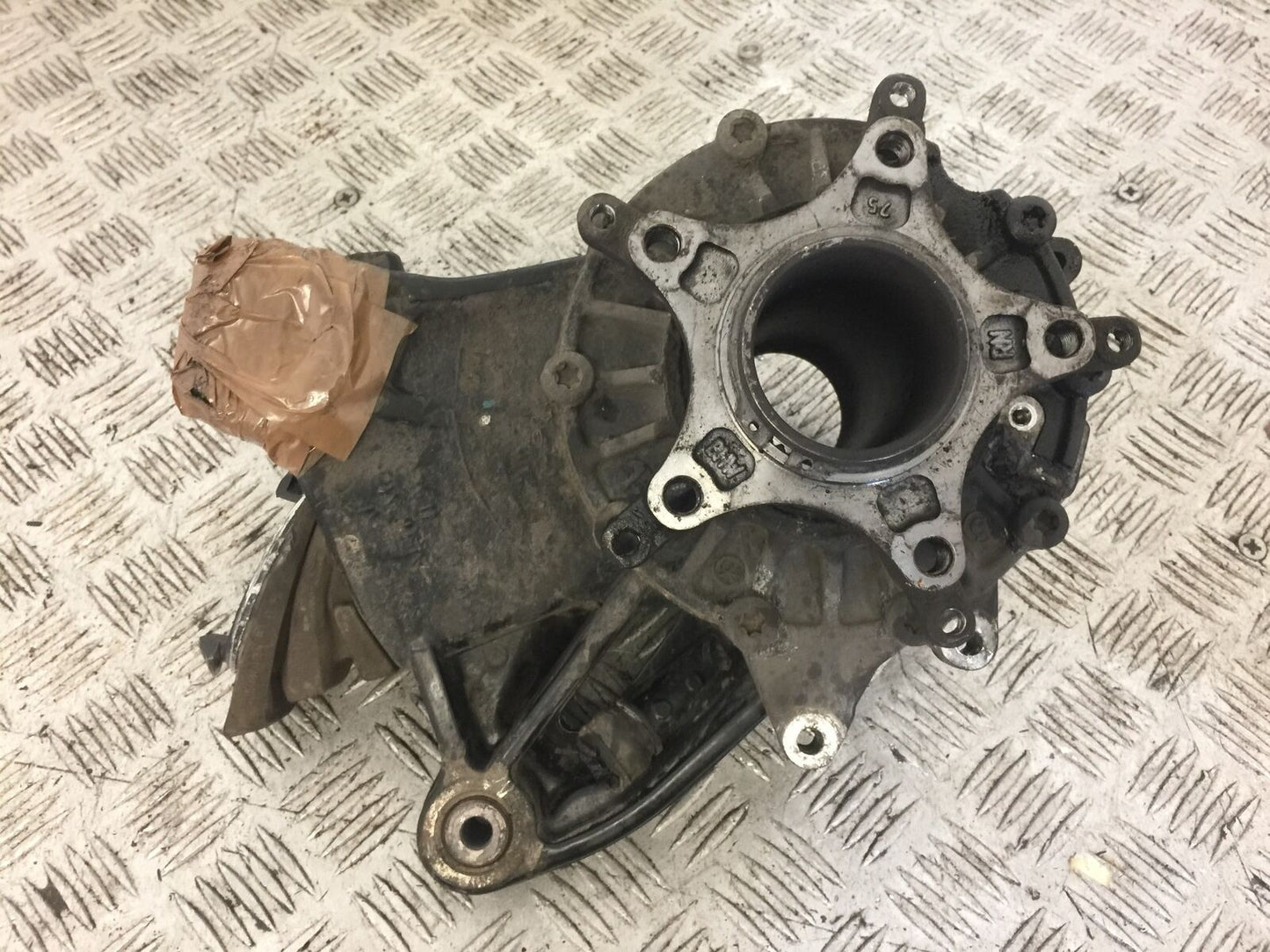 BMW R1200 GS TE EXCLUSIVE REAR DIFF YEAR 2018  (STOCK 702)