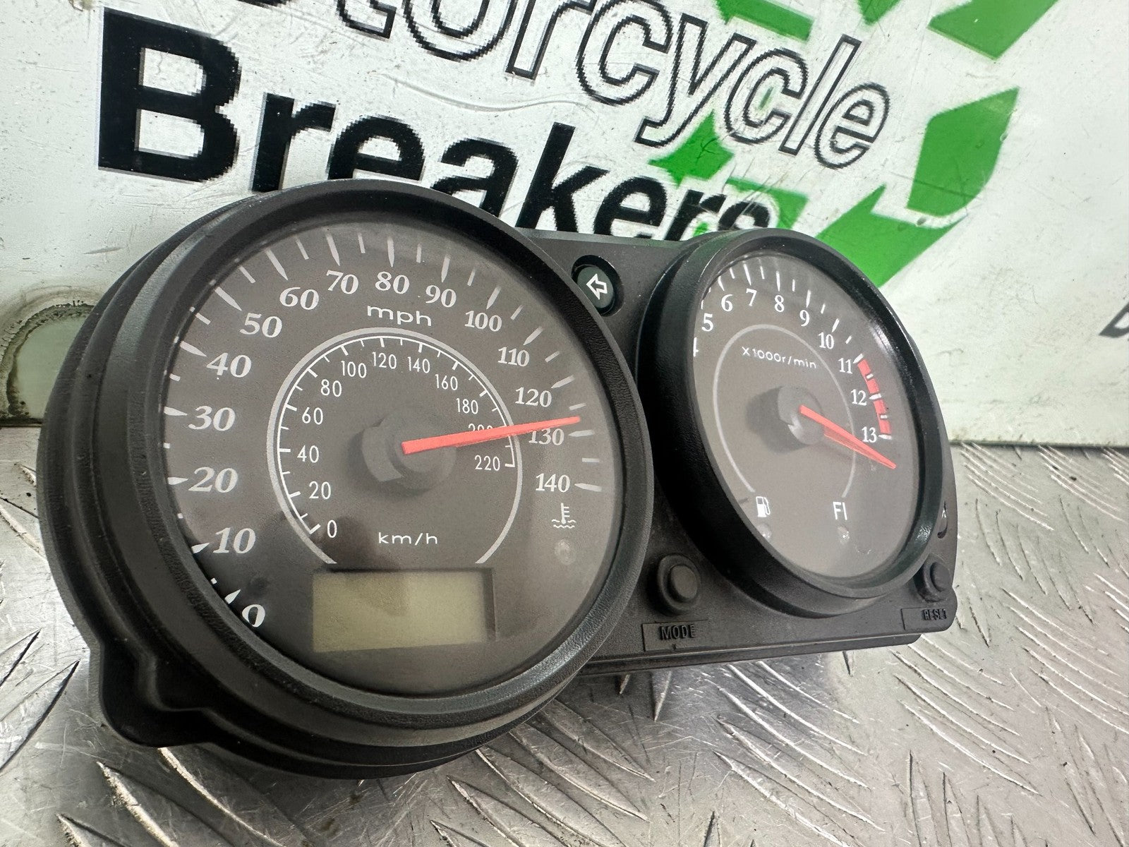 KAWASAKI ER6 F ER6F SPEEDO CLOCKS DASH YEAR 2005-2008 (CMB1178)
