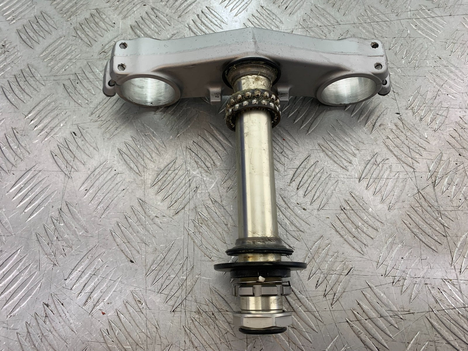 HONDA CBR1000 rr FIREBLADE BOTTOM YOKE   2008-2011 (CMB1253)