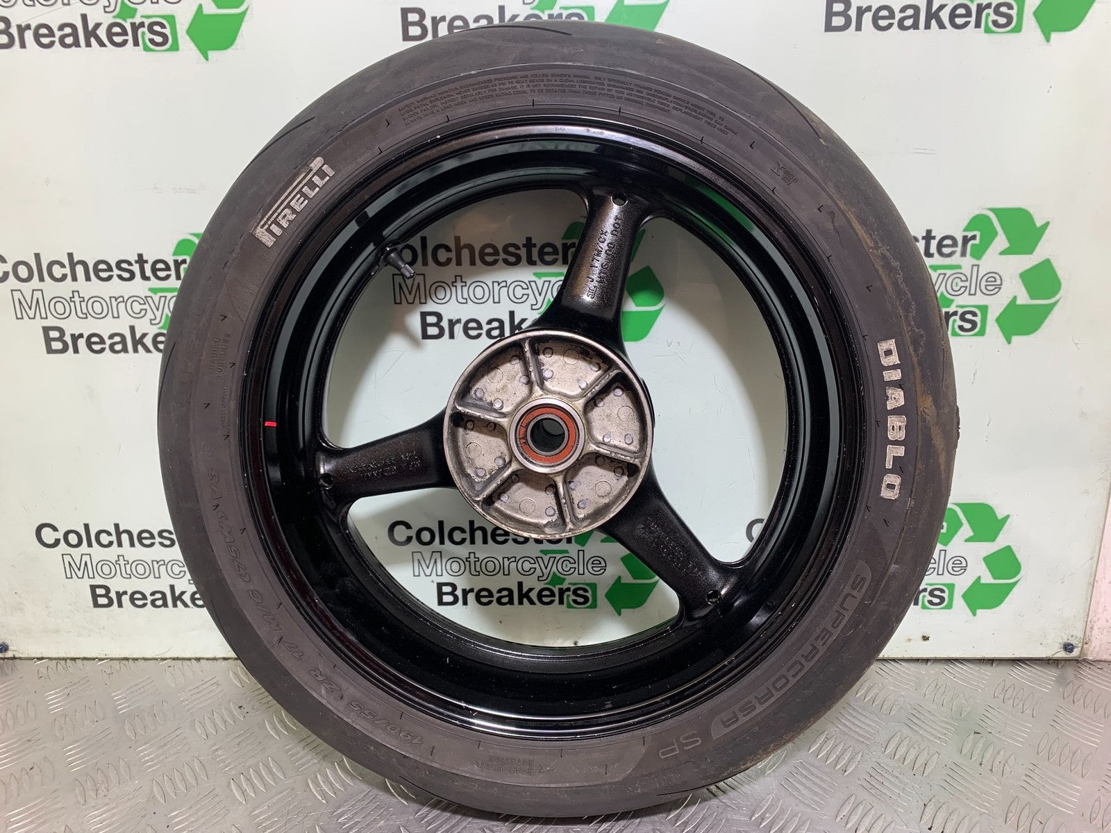 HONDA CBR1000 RR CBR1000RR FIREBLADE REAR WHEEL 2008-2011 (CMB1179)