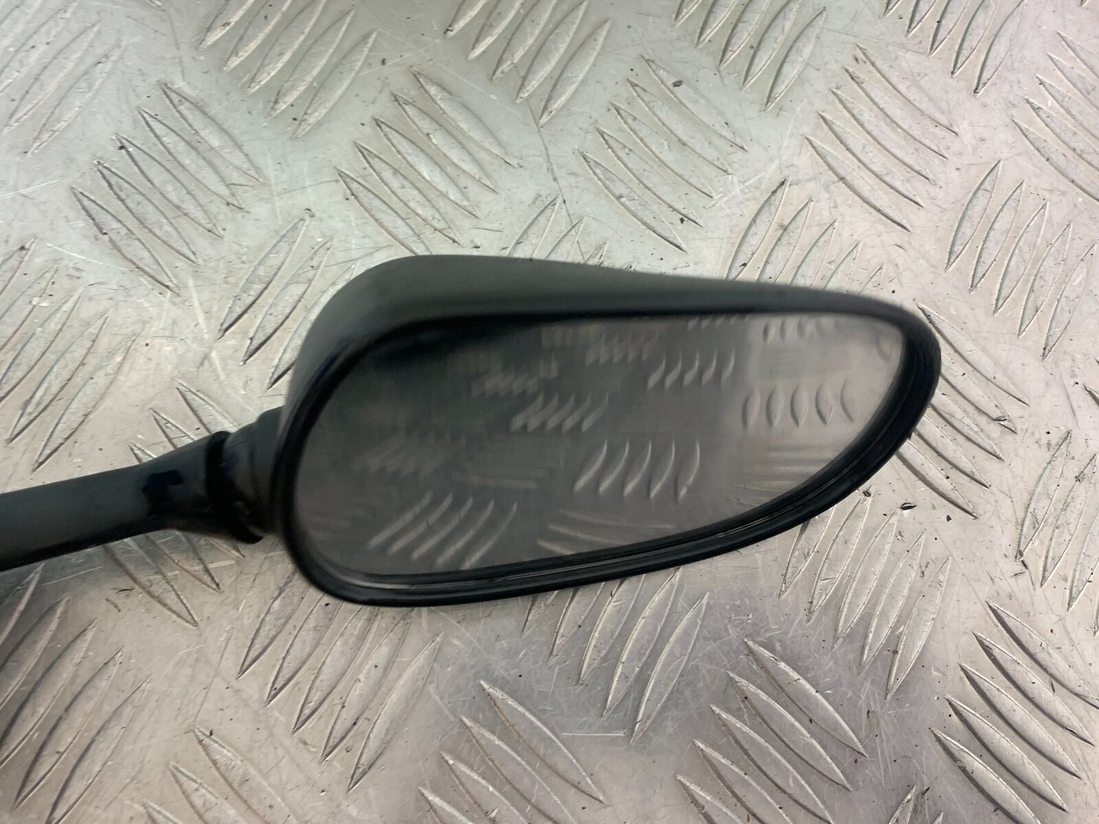 SUZUKI GSF1250 GSF 1250 BANDIT RIGHT MIRROR YEAR 2007-2011 (CMB1125)
