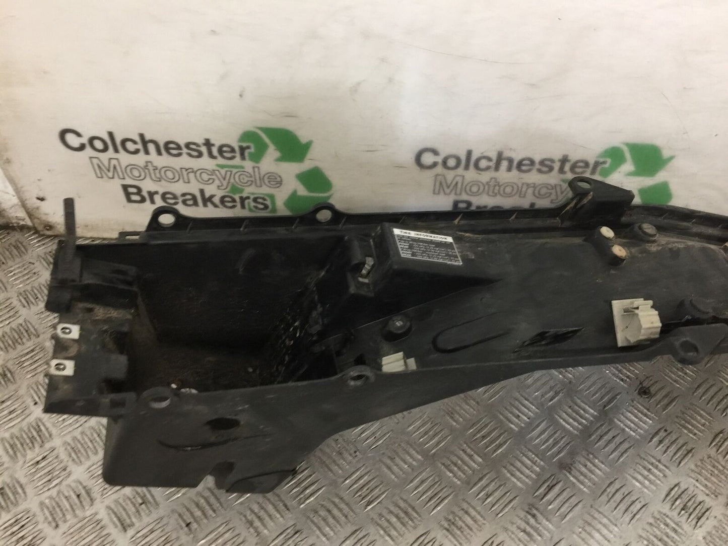 YAMAHA XT1200 Z SUPER TENERE UNDERTRAY   YEAR 2010-2021 (STOCK 894)