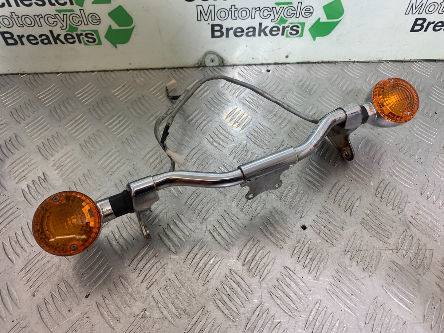 KAWASAKI VN1500 CLASSIC FRONT INDICATORS  YEAR 1999 -2006 (CMB1166)