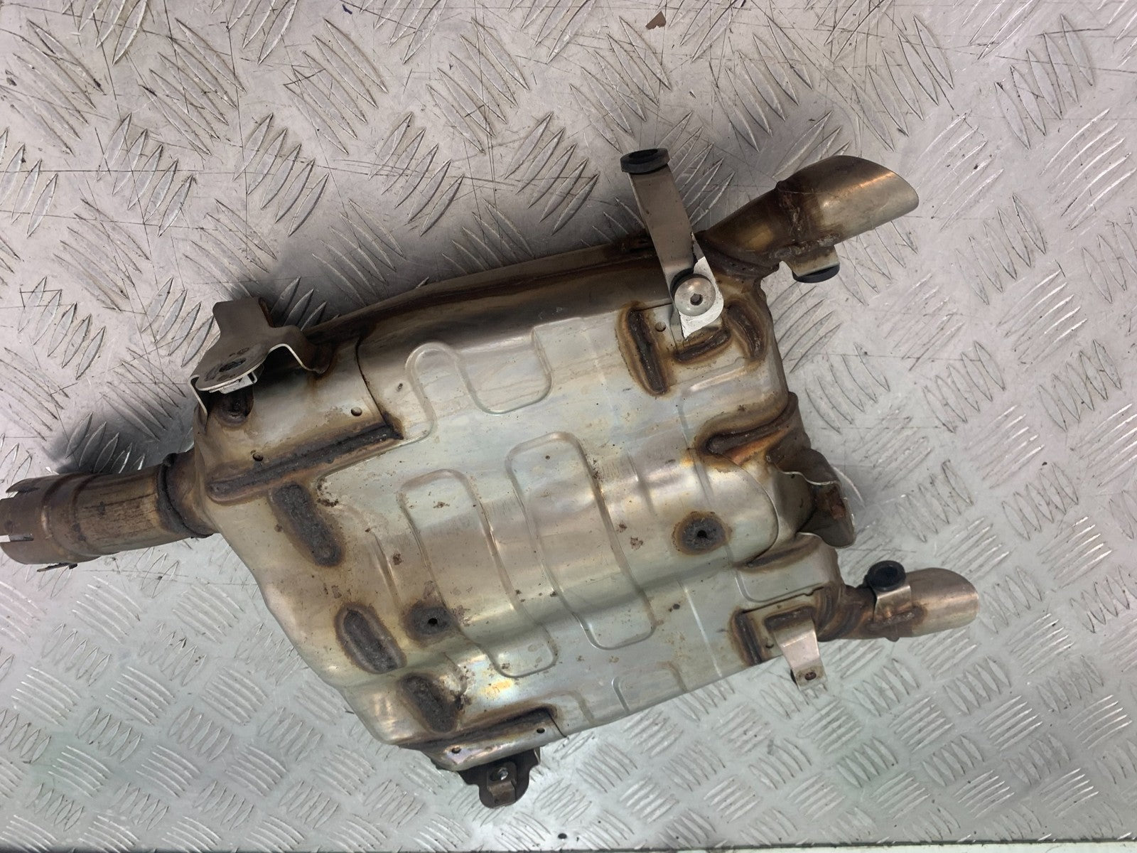 SUZUKI GSR600 GSR 600 SILENCER    2006-2010 (CMB1177)