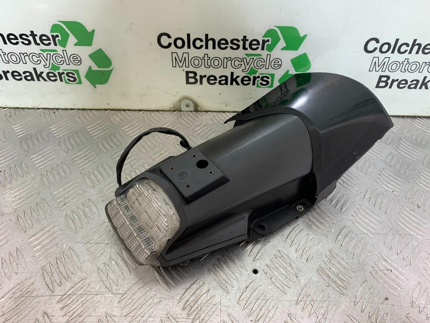 HONDA CBR1000 RR CBR1000RR FIREBLADE REAR LIGHT UNDERTRAY 2008-2011 (CMB1179)