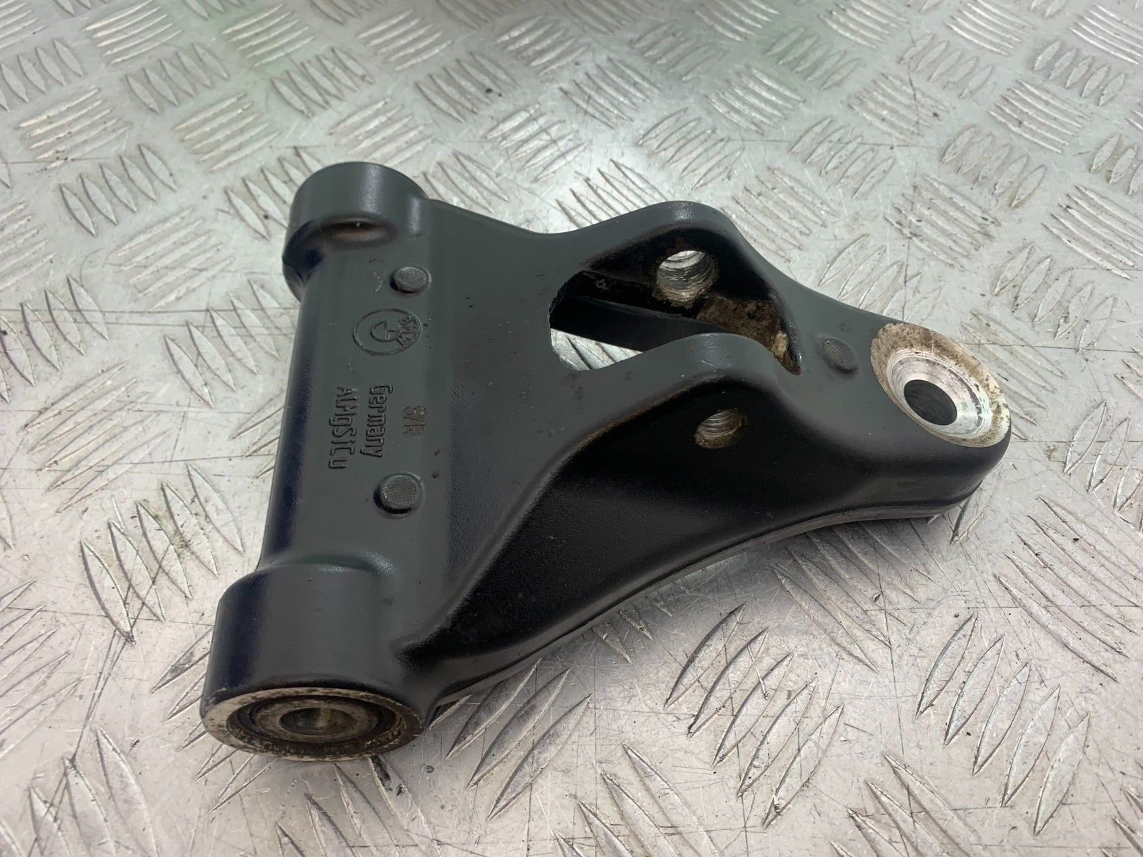 BMW K1300 S K 1300 S FRONT SHOCK MOUNT  YEAR 2009-16 (CMB1216)