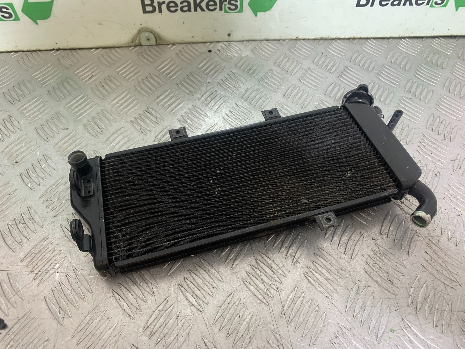 KAWASAKI ER6 N RADIATOR  YEAR 2012-2017 (CMB1324)