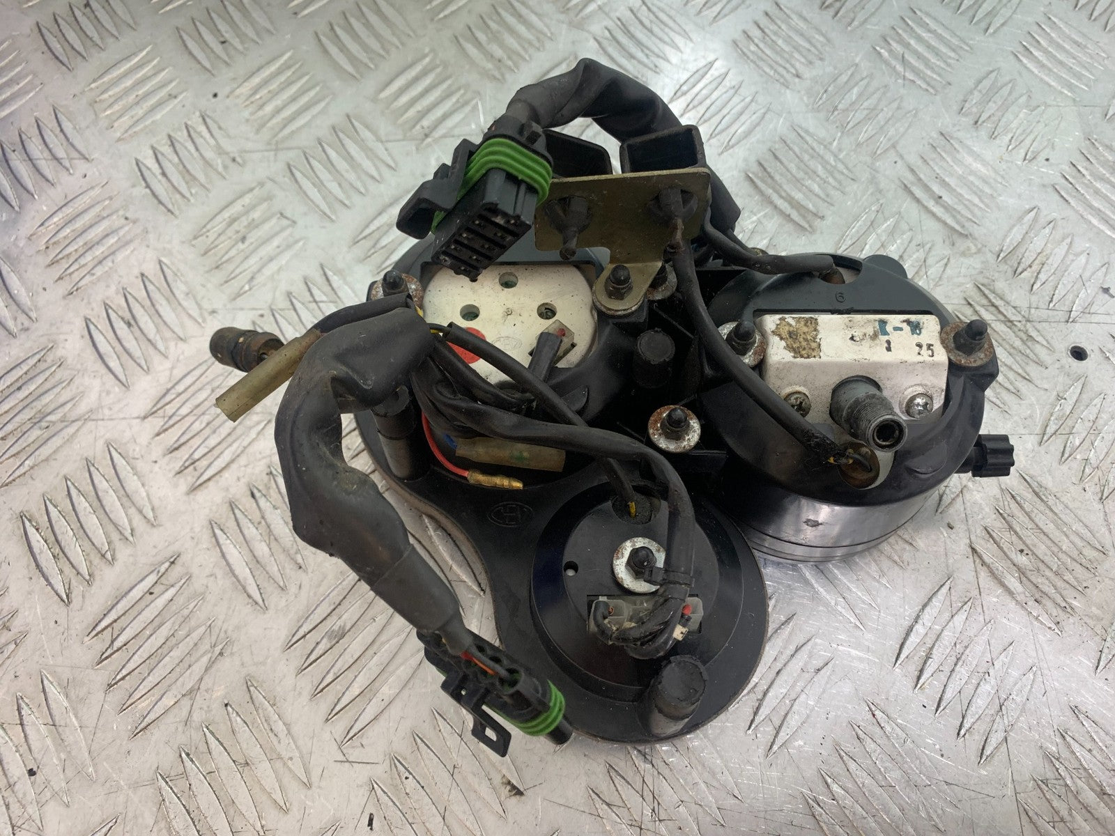 DUCATI 996 SPS 748 916 998 CLOCKS SPEEDO DASH  1999-2000 (CMB1209)