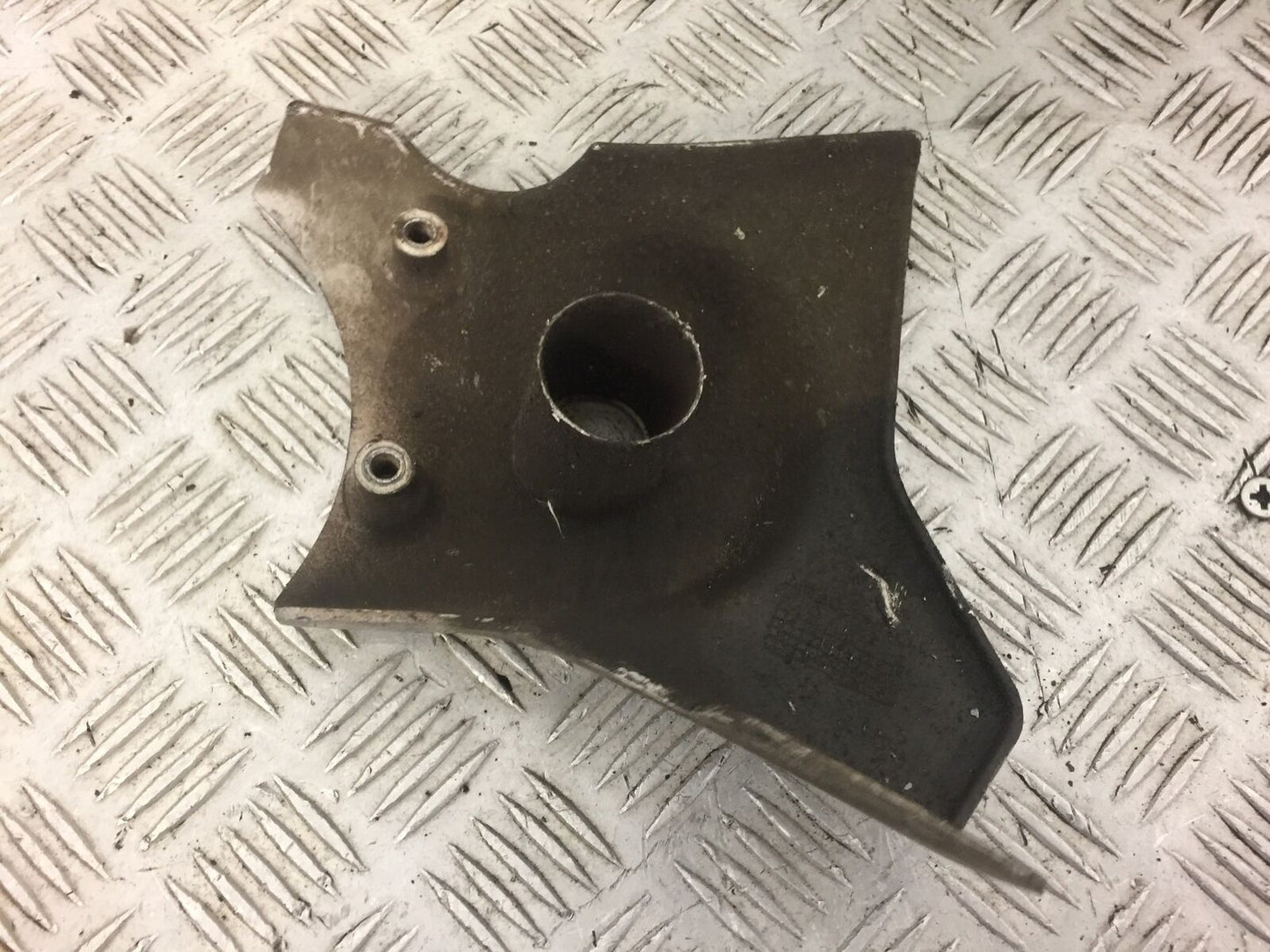 HONDA XL125 VARADERO SPROCKET COVER  YEAR 2004 STOCK NO 422