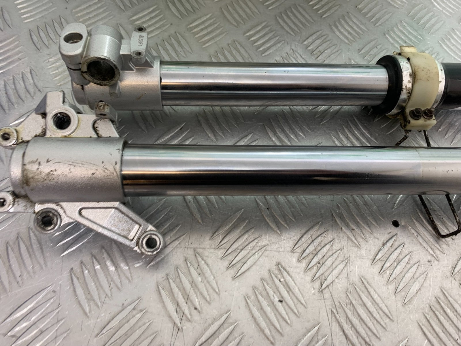 QINGQI QM125 GY-2B FORKS  YEAR 2016 (CMB1228)