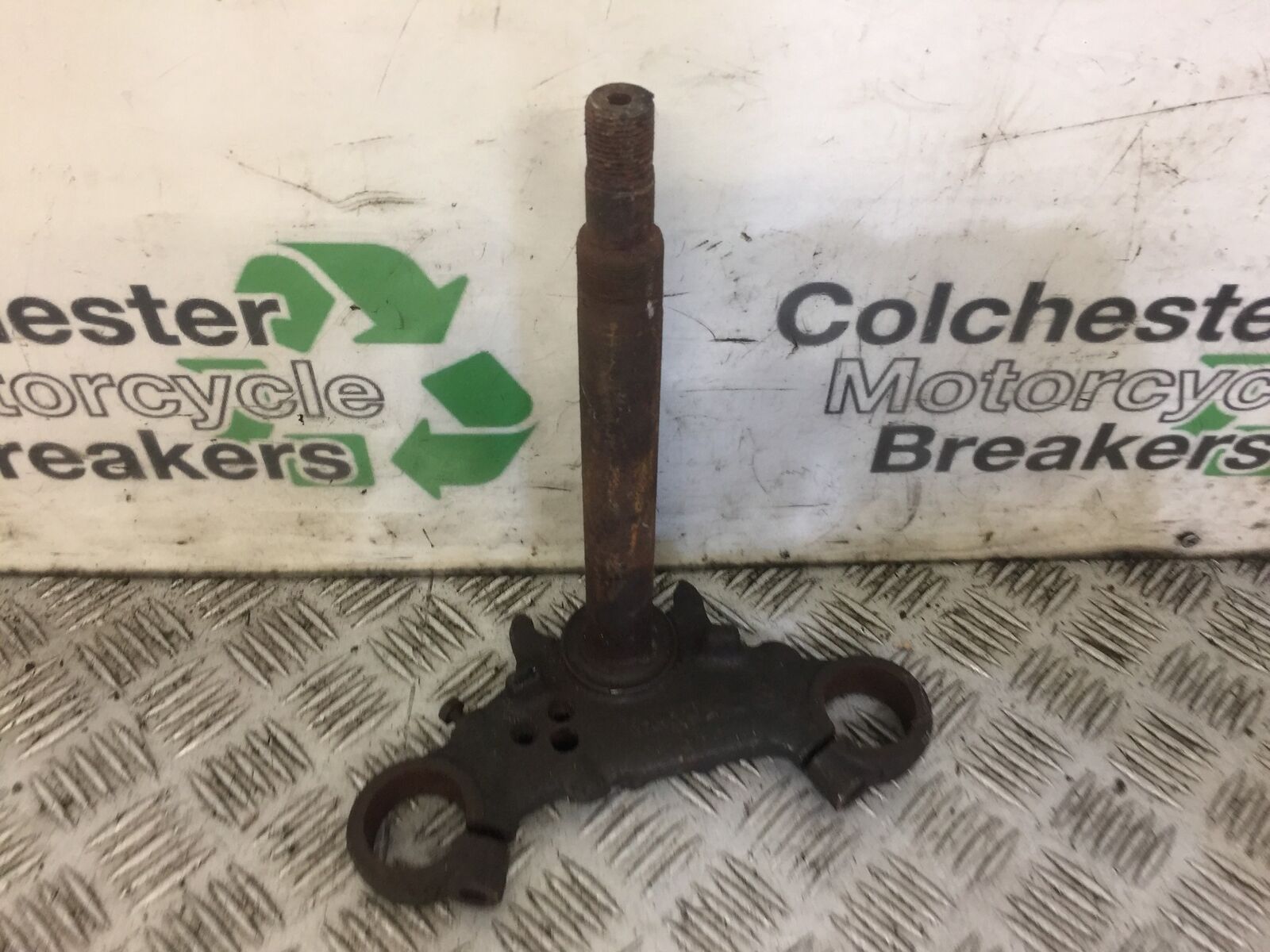 SUZUKI GT550 GT 550 BOTTOM YOKE (STOCK 594)