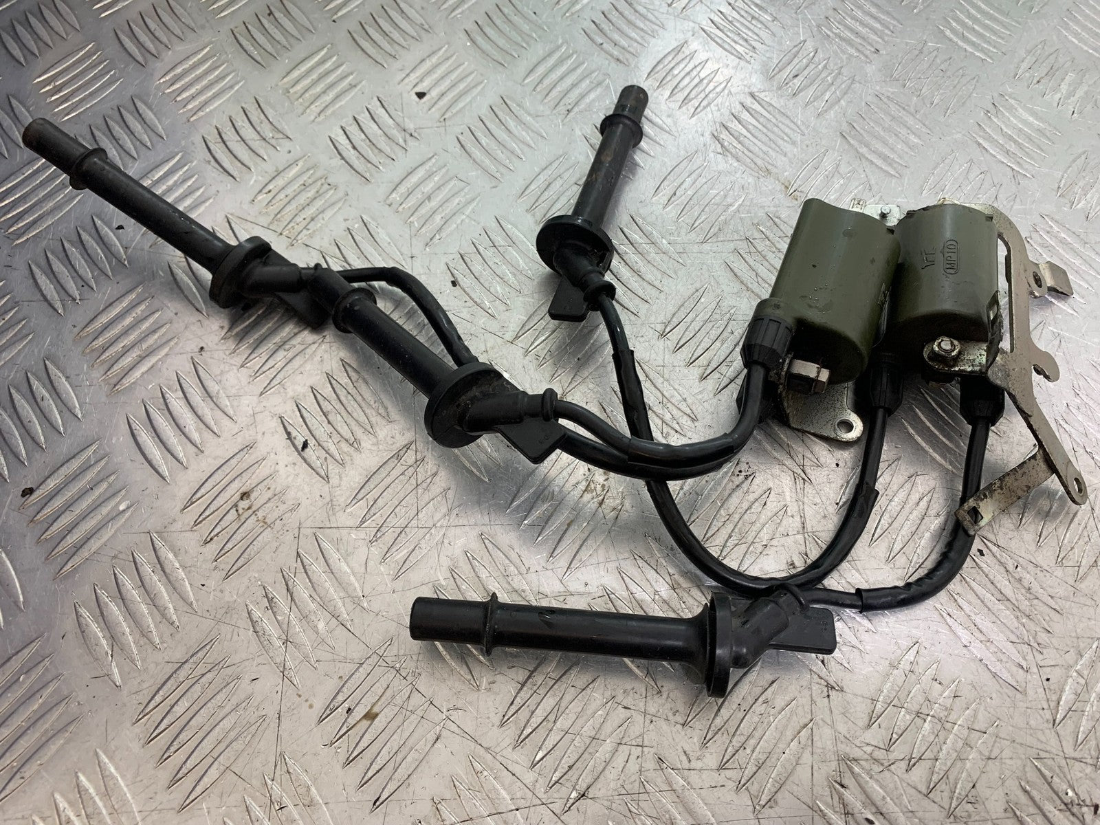 HONDA CBF600 CBF 600 COILS AND CAPS YEAR 2004 -07 (CMB1247)