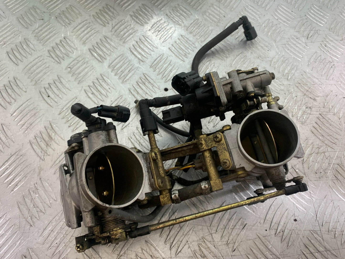 SUZUKI SV1000 SV 1000 S THROTTLE BODIES  YEAR 2003-2007 (CMB1293)