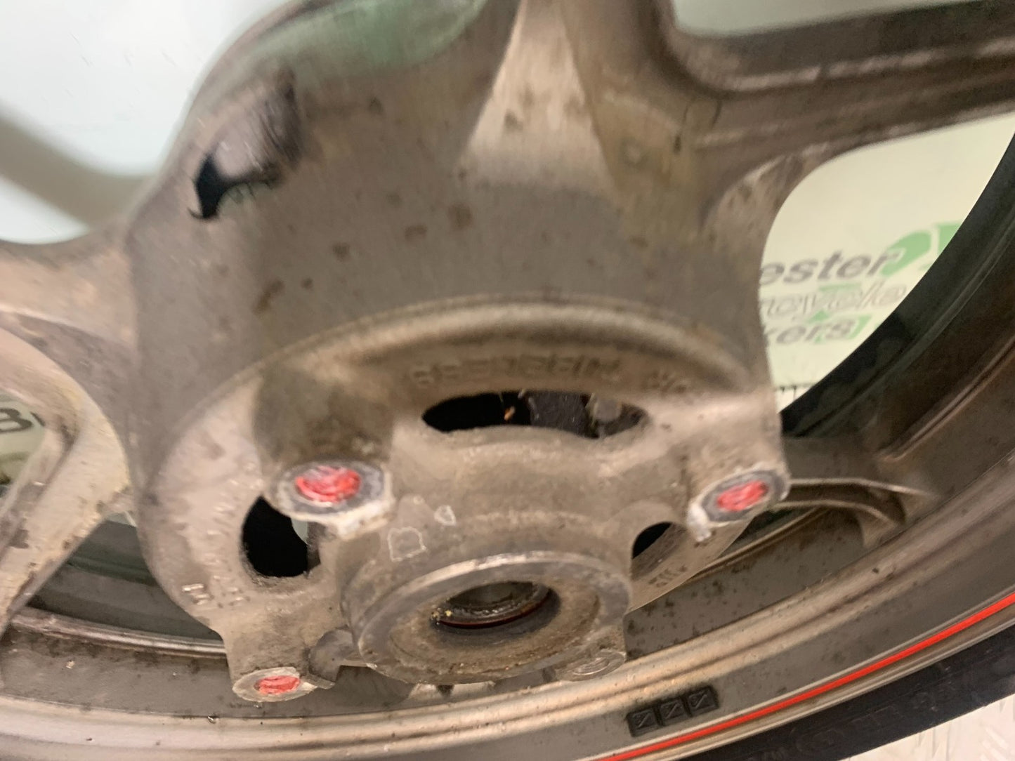 KAWASAKI ER6 F ER6F REAR WHEEL  YEAR 2005-2008 (CMB1277)
