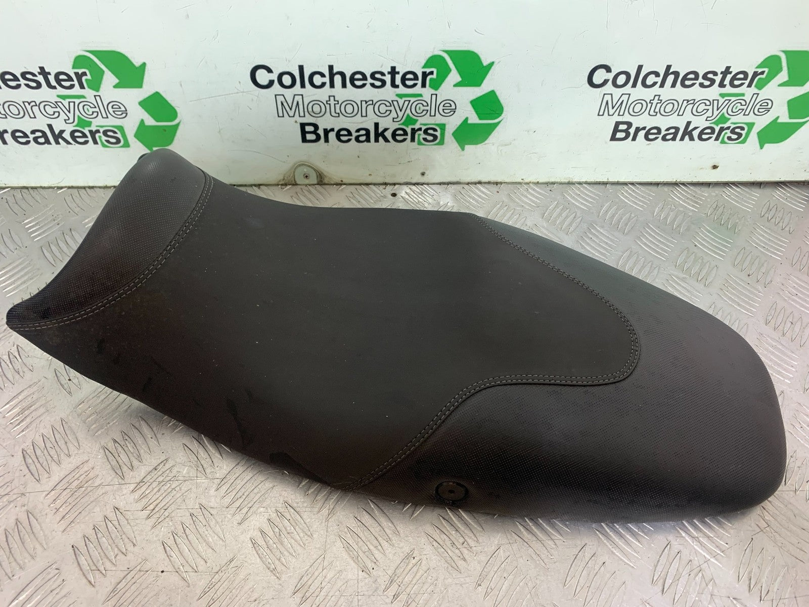 TRIUMPH SPEED TRIPLE R 1050 SEAT  2009 (CMB1183)