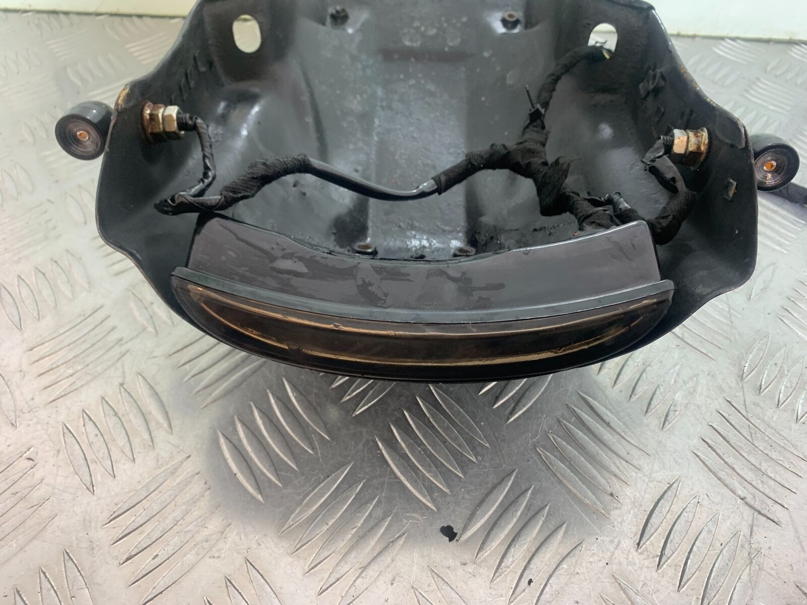 YAMAHA XV535 XV 535 VIRAGO REAR MUDGUARD AND LIGHT  YEAR 1994-02 (CMB1044)