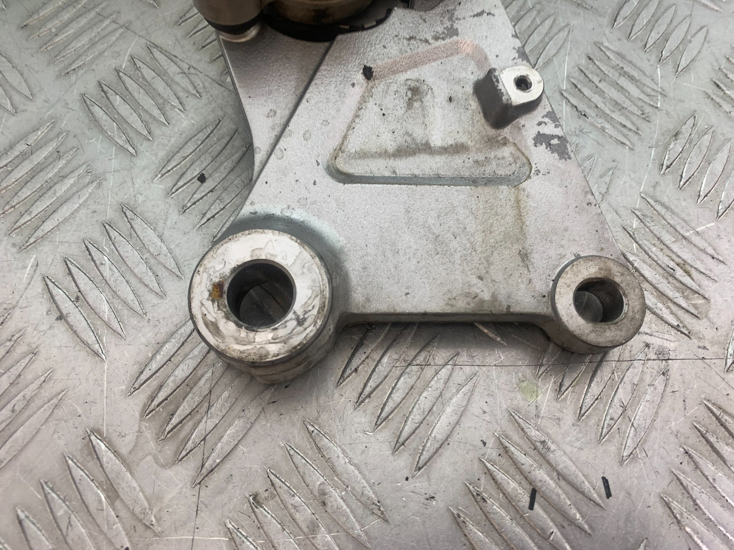 HONDA VTX1300 S-6 REAR BRAKE CALIPER YEAR 2004-09 (CMB1159)