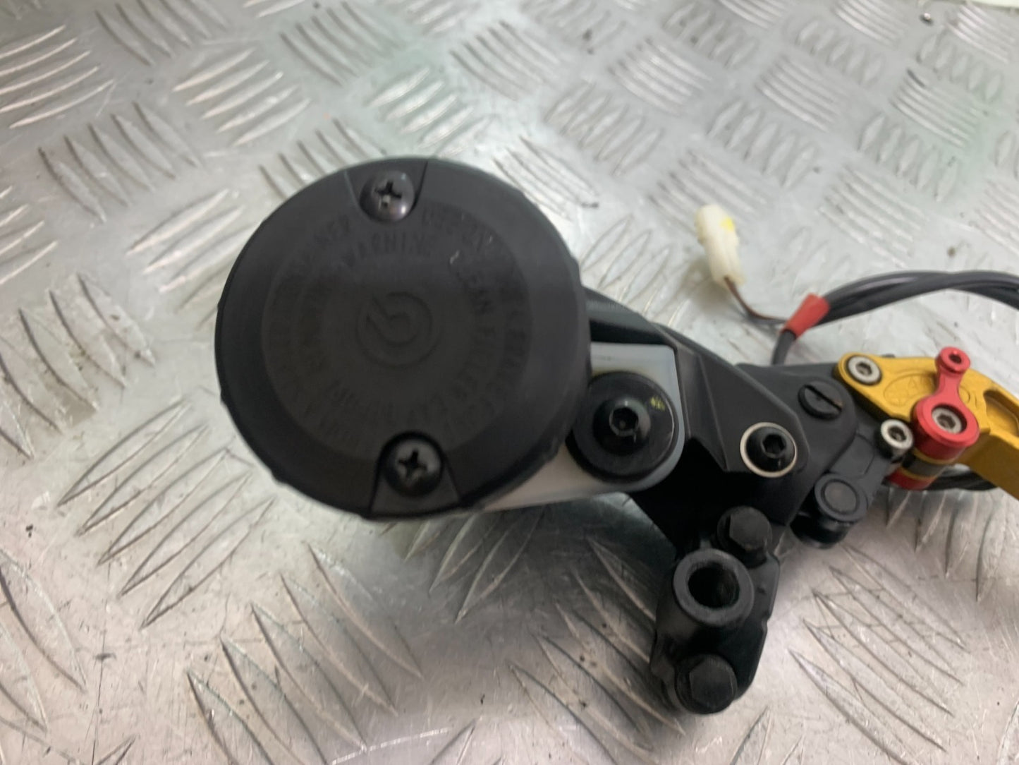 APRILIA TUONO 1000 V4R FRONT MASTER CYLINDER   YEAR 2011-13  (CMB1331)