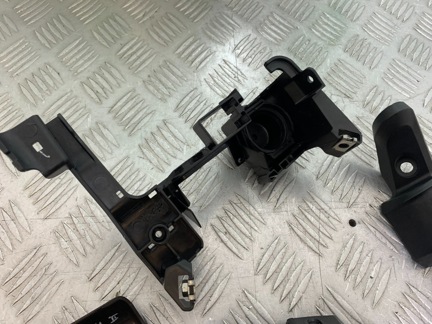 KTM DUKE 125 INFILL PANELS  YEAR 2017-2022 (CMB1274)
