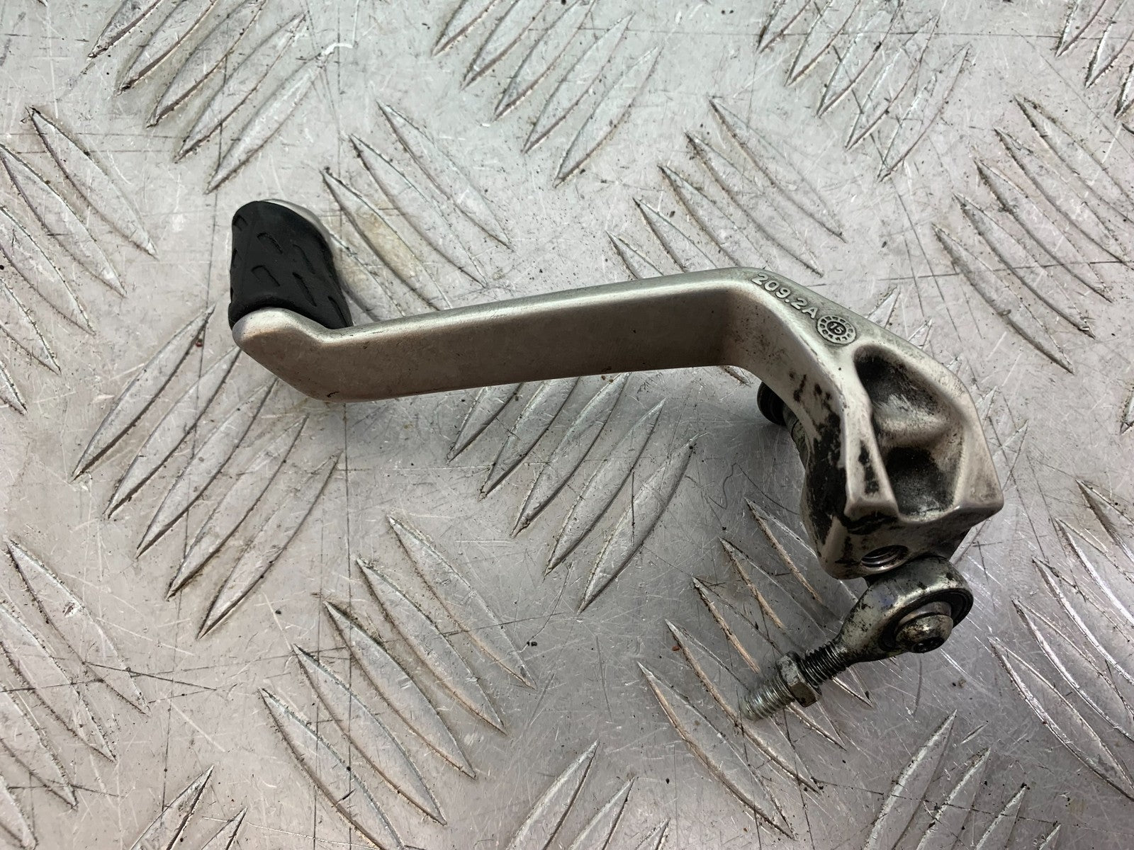DUCATI 1299 PANIGALE GEAR LEVER   YEAR 2016 (CMB 1187)