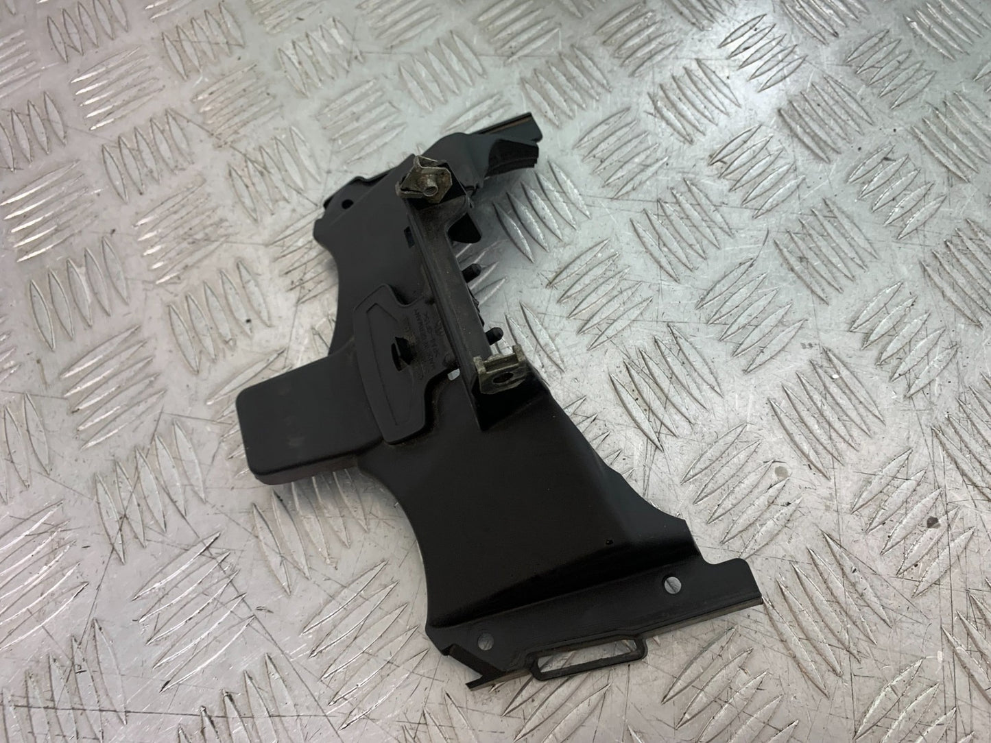 BMW F800 GT TANK BRACKET   YEAR 2013-2017 (CMB1248)