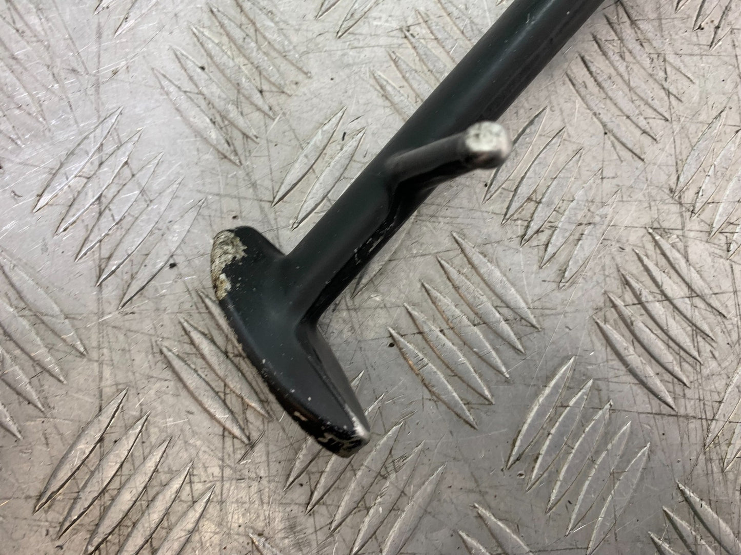 TRIUMPH 955I SPRINT RS SIDE STAND YEAR 1999-03 (CMB1313)