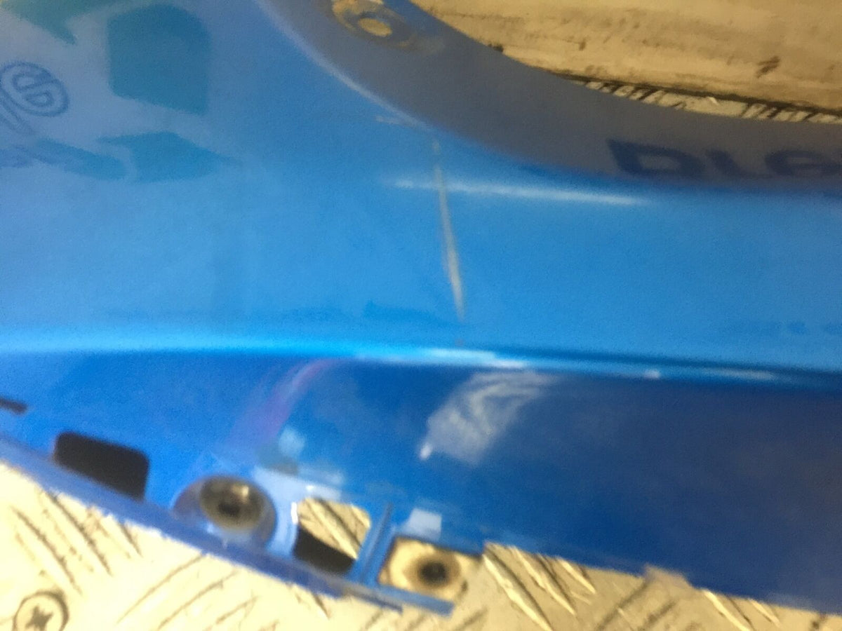 SUZUKI GSXR 600 L1-L8 RIGHT TOP FAIRING PANEL  YEAR 2011-2017 (STOCK 728)