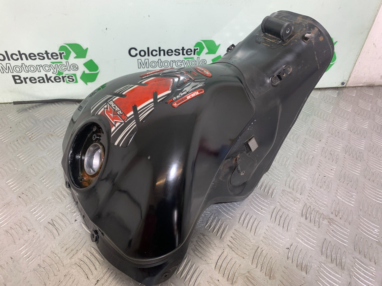 KAWASAKI ZX10R ZX 10R PETROL TANK  YEAR 2011-2015 (CMB1154)