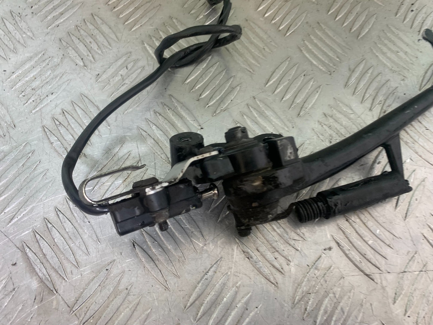 YAMAHA YZF R1 14 B BIG BANG SIDE STAND 2009-14 (CMB1175)