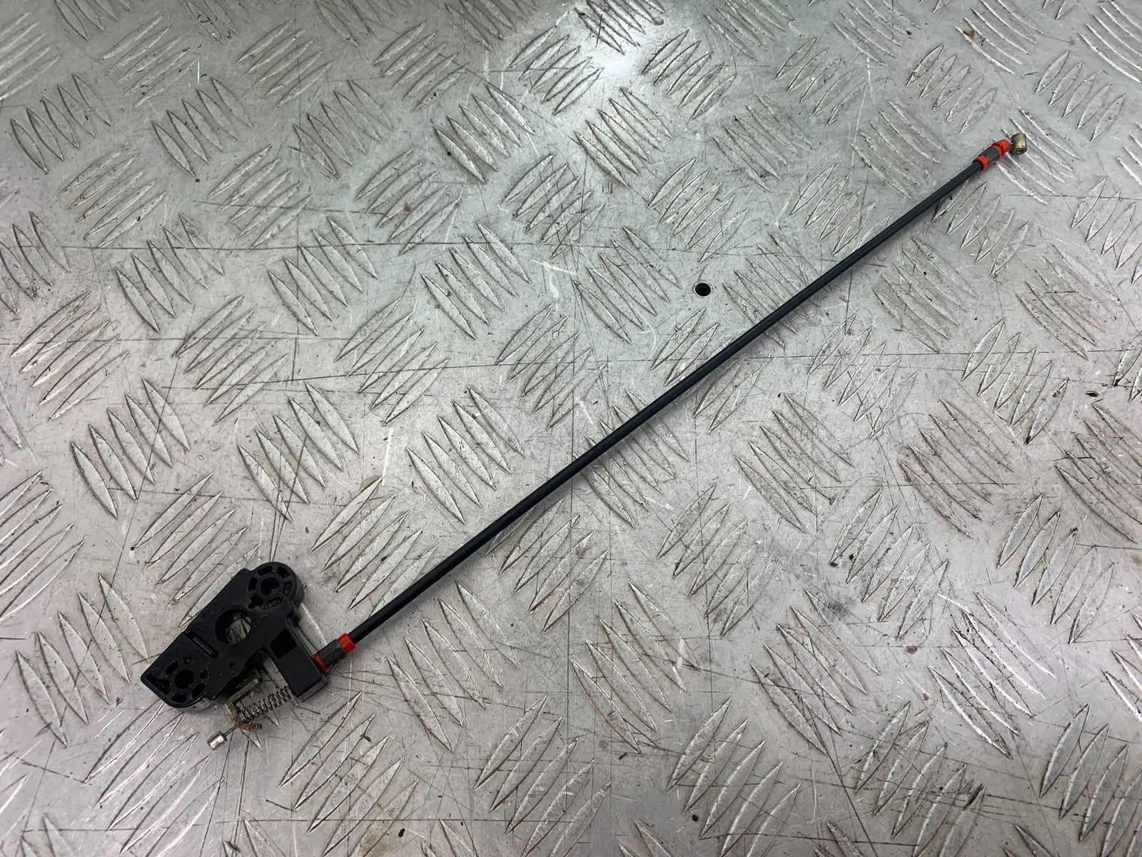 APRILIA RSV1000 R FACTORY MILLE SEAT CATCH AND CABLE  2004-09 (CMB1203)