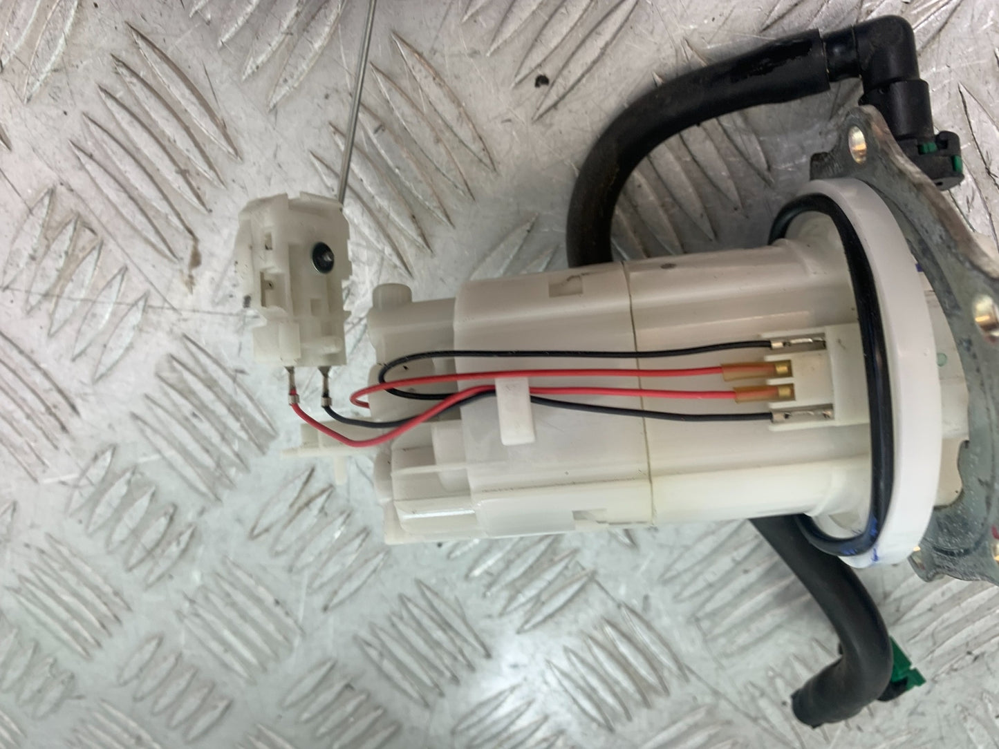 KAWASAKI Z125 Z 125 PETROL PUMP   YEAR  2018-2023 (CMB1167)